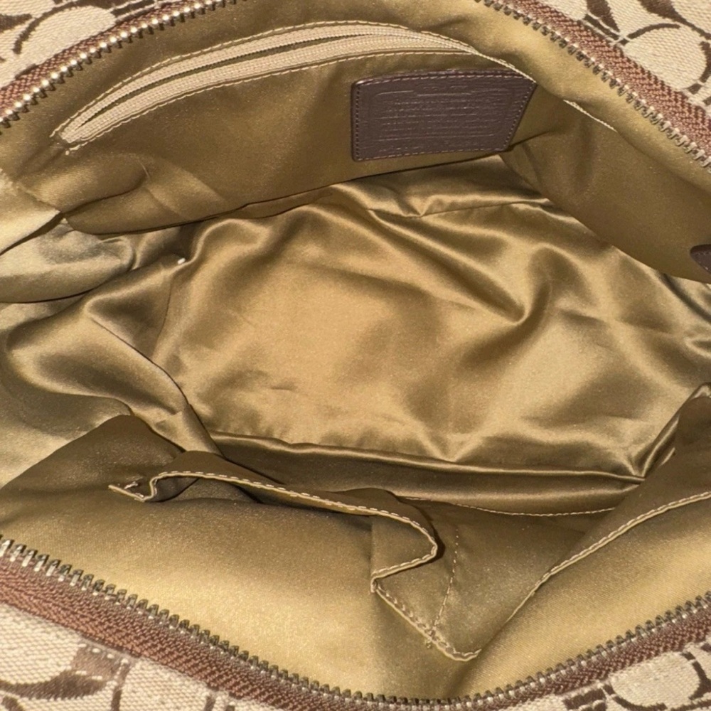 Coach Park Signature Carrie Tote Bag - EUC - Picture 8 of 8